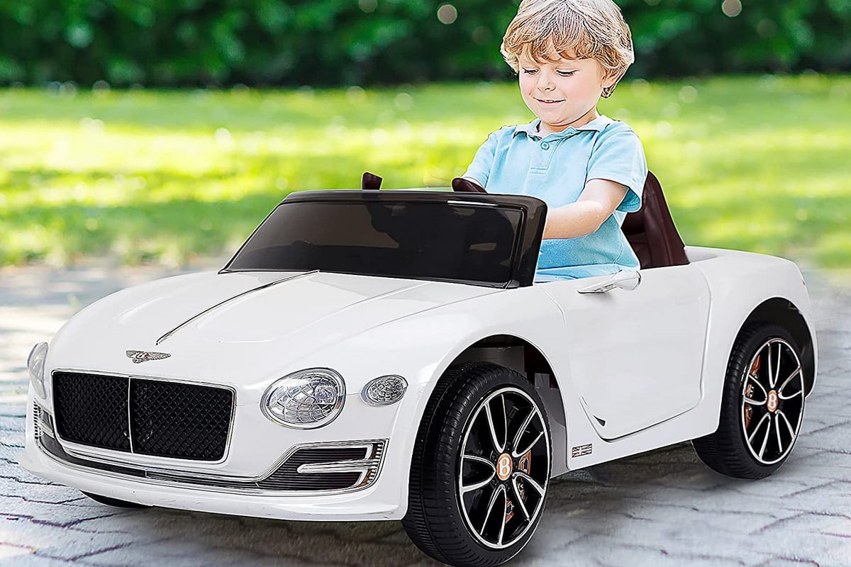 Choisir voiture électrique enfant
